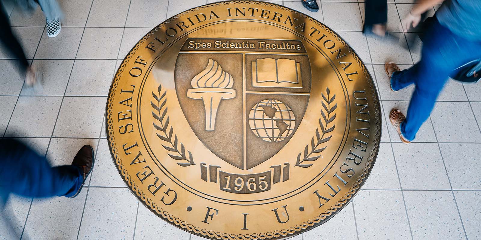Logo of FIU. 